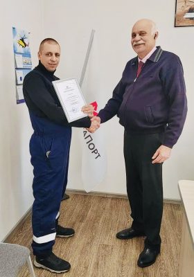 113C2D53-5016-42A8-A9DF-C3A8A3CF0B4A